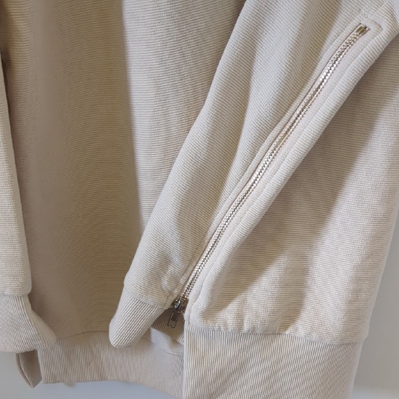 Women's Cream Sweatshirt - Picture 5 of 8
